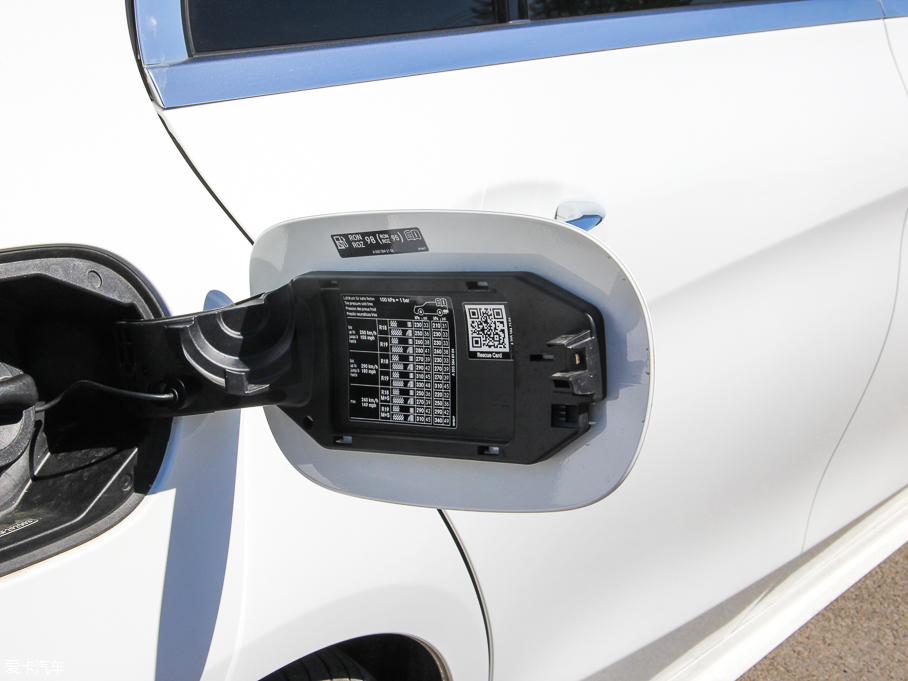 2015YCAMG AMG C 63