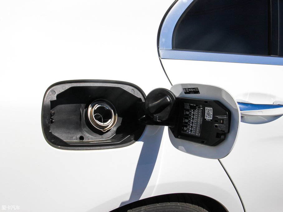 2015YCAMG AMG C 63