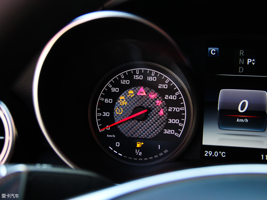 2015YC(j)AMG AMG C 63