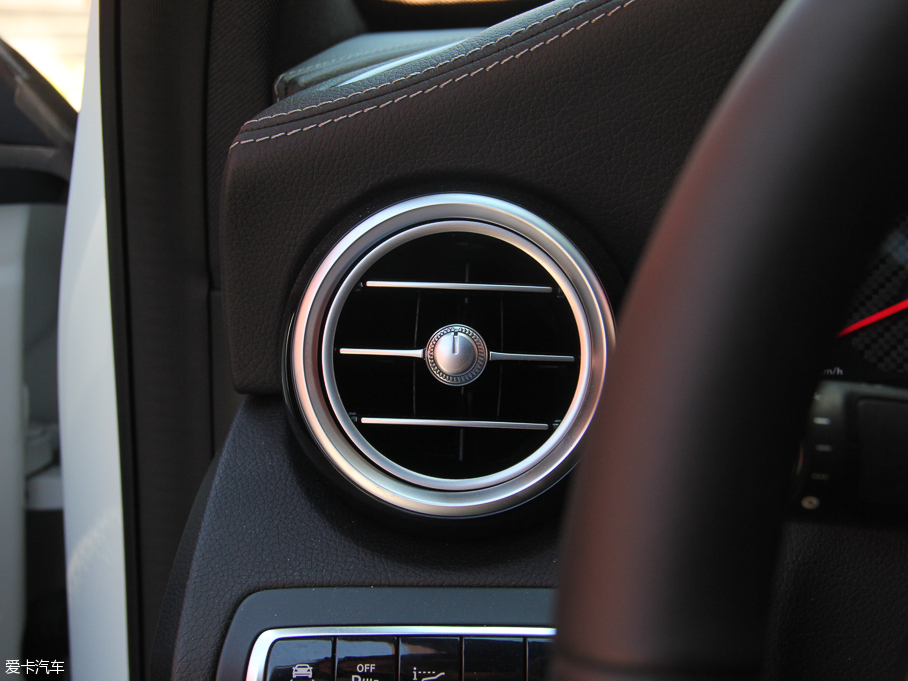 2015YCAMG AMG C 63