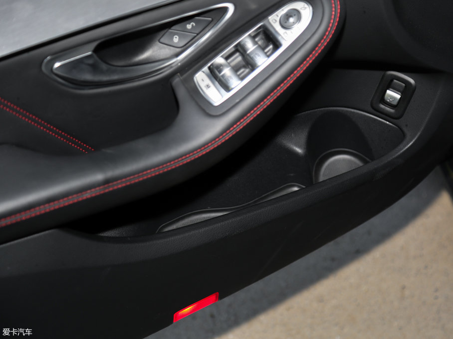 2015YCAMG AMG C 63