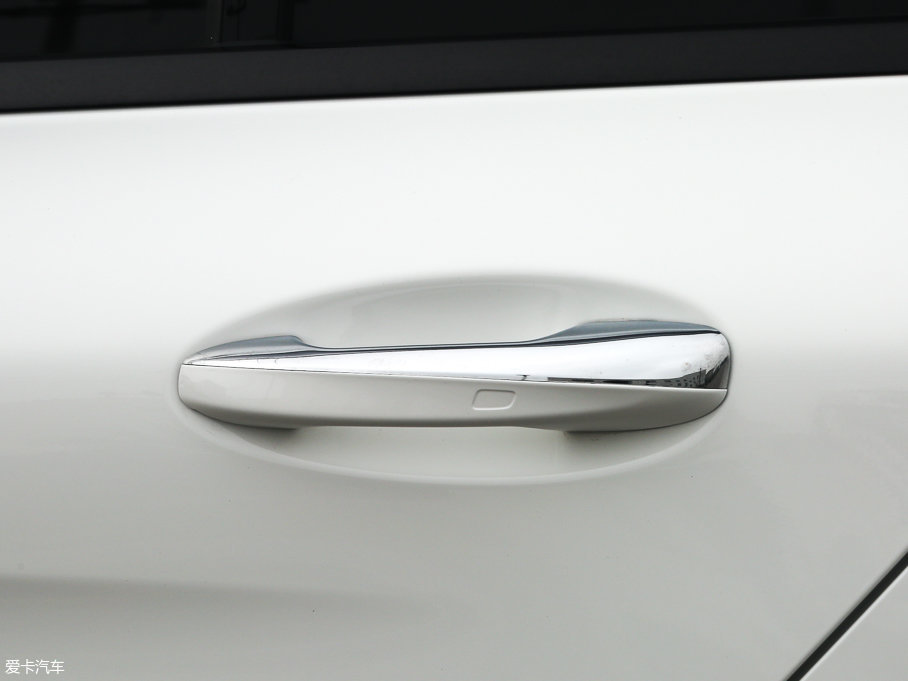 2015YC(j)AMG AMG C 63 S