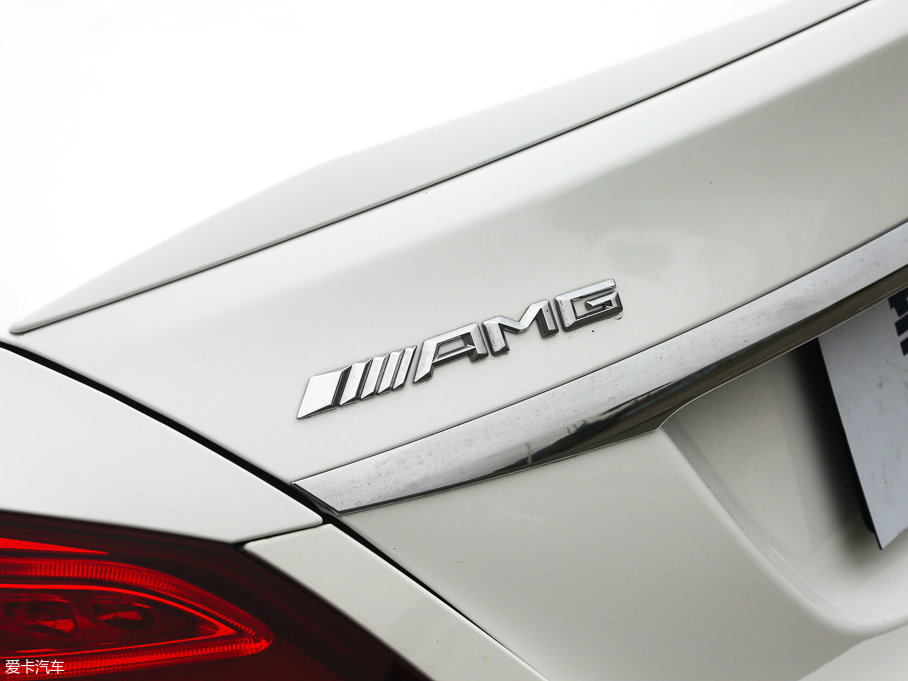 2015YC(j)AMG AMG C 63 S