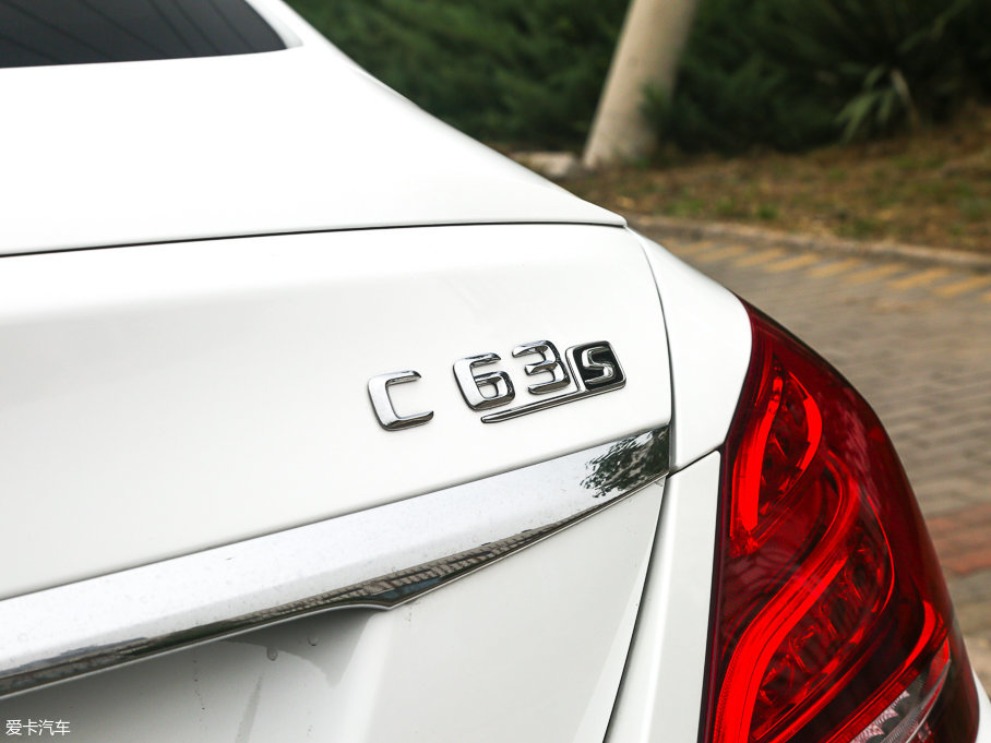 2015YCAMG AMG C 63 S