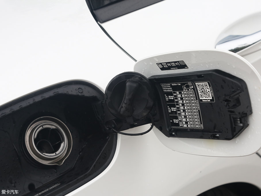 2015YCAMG AMG C 63 S