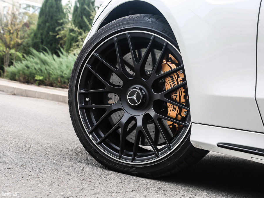 2015YCAMG AMG C 63 S