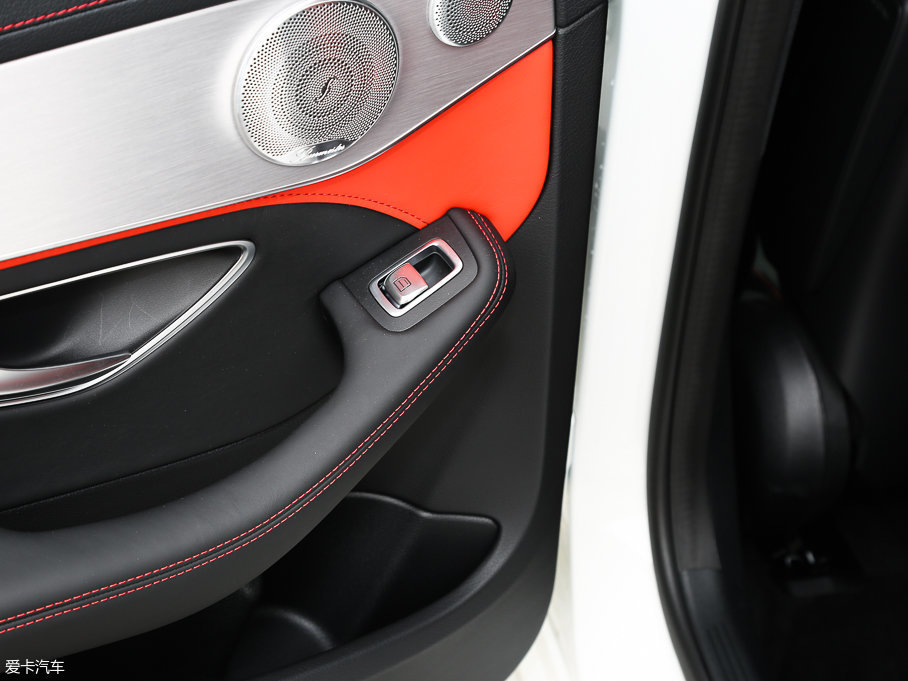 2015YCAMG AMG C 63 S