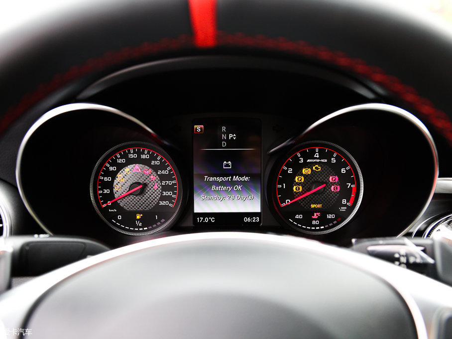 2015YC(j)AMG AMG C 63 S