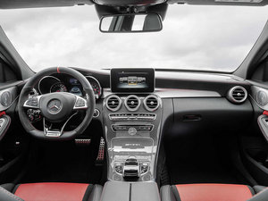 2015AMG C 63 п؅^