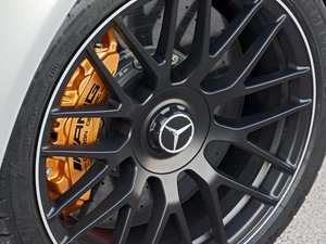 2015A(y)MG C 63 (x)(ji)^