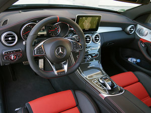 2015AMG C 63 п؅^