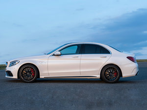 2015A(y)MG C 63 S w^