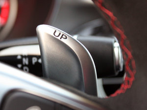 2015AMG C 63 S п؅^