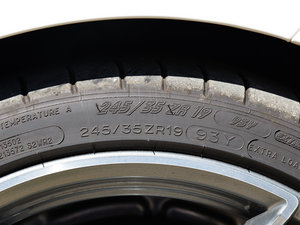 2015A(y)MG C 63 (x)(ji)^