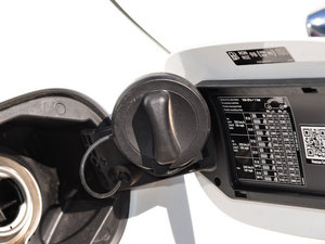 2015A(y)MG C 63 (x)(ji)^