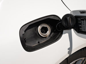 2015A(y)MG C 63 (x)(ji)^