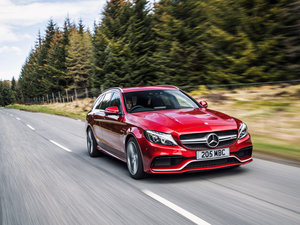 2015AMG C 63 а w^