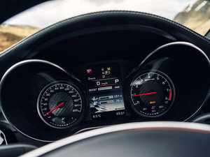 2015AMG C 63 а п؅^