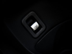 2015AMG C 63 а п؅^