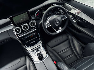 2015AMG C 63 S п؅^