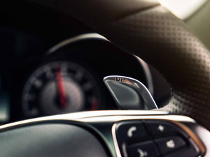 2015AMG C 63 S п؅^