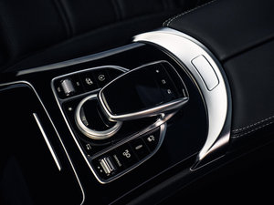 2015AMG C 63 S п؅^