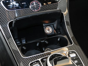 2015AMG C 63 S п؅^