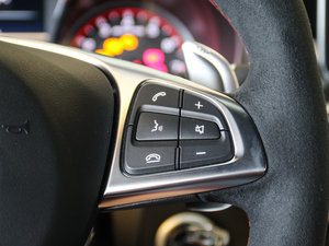 2015A(y)MG C 63 S п؅^(q)