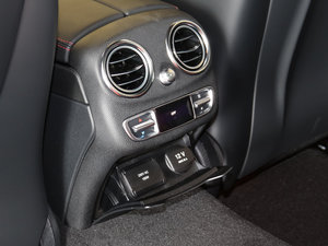 2015A(y)MG C 63 S п؅^(q)