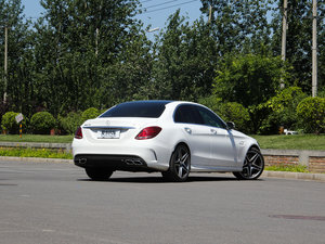 2015AMG C 63 w^
