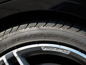 2015A(y)MG C 63 ݆̥ߴ