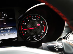 2015AMG C 63 S п؅^