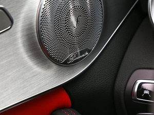 2015AMG C 63 S п؅^