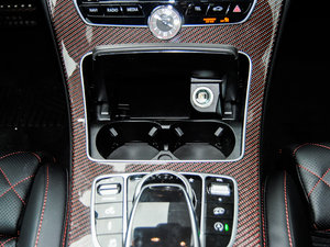 2015AMG C 63 S п؅^