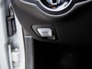 2015AMG C 63 S п؅^