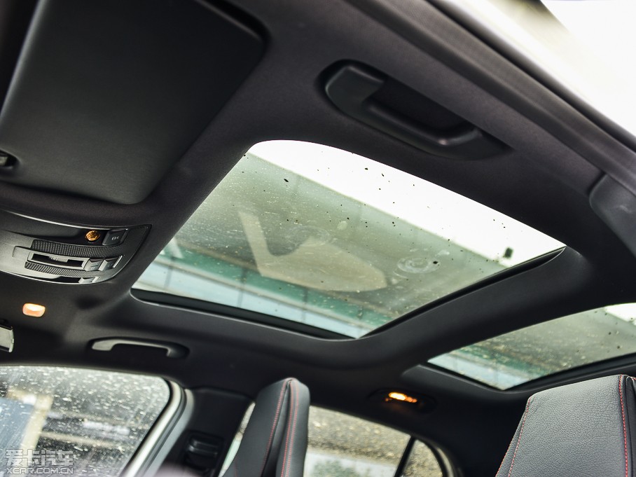 2015YGLA(j)AMG AMG GLA 45 4MATIC