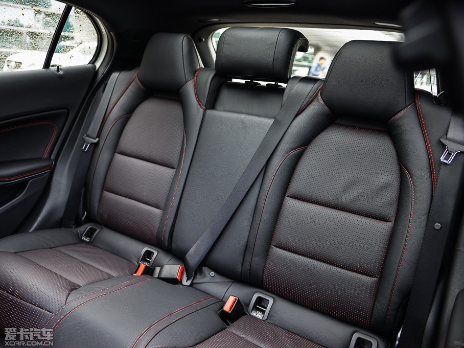 2015YGLAAMG AMG GLA 45 4MATIC