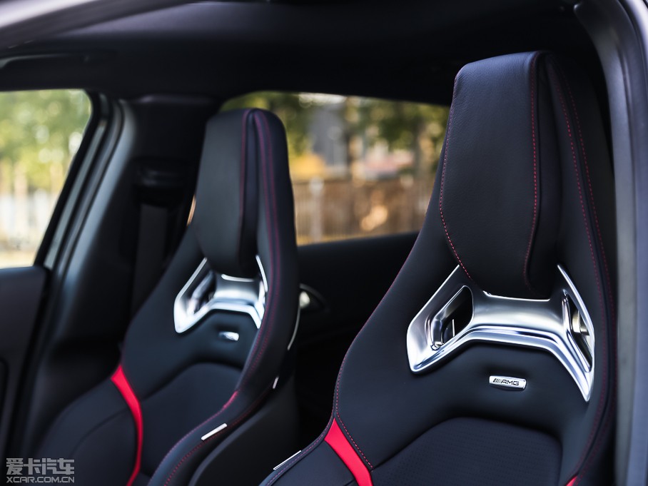 2015YGLAAMG AMG GLA 45 4MATIC