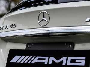 2015AMG GLA 45 4MATIC ^