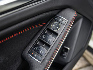 2015A(y)MG GLA 45 4MATIC {܇ƅ^(q)	