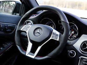 2015AMG GLA 45 4MATIC п؅^