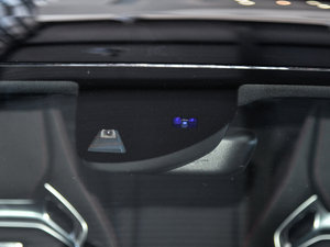 2015AMG GLA 45 4MATIC ^