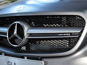 2015AMG GLA 45 4MATIC ^