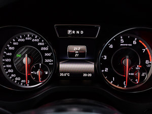 2015AMG GLA 45 4MATIC п؅^