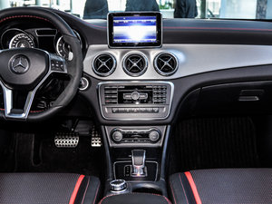 2015AMG GLA 45 4MATIC п؅^