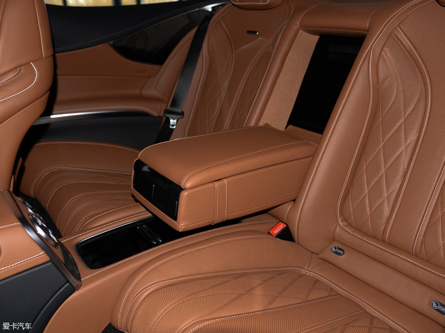 2015YS(j)AMG AMG S 63 Coupe 4MATIC