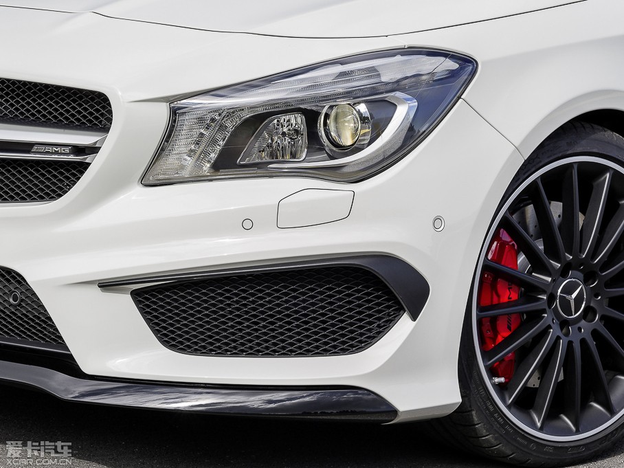 2015��AMG CLA�C��܇ ������