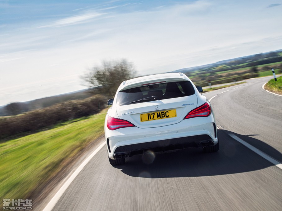 2015��AMG CLA�C��܇ ������