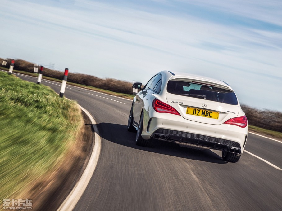 2015��AMG CLA�C��܇ ������