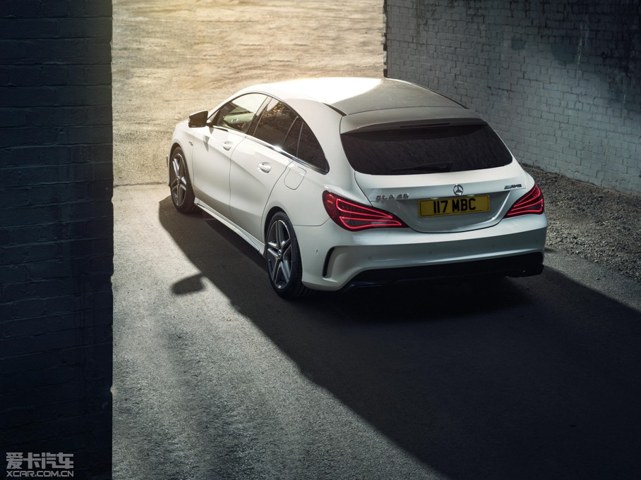 2015��AMG CLA�C��܇ ������